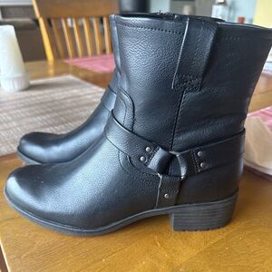 Frye & Co. Black Ankle Boots – Never Worn — Size 7.5